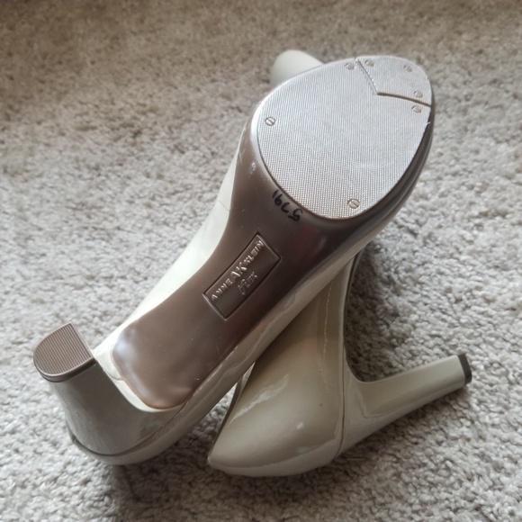AnneAKKlein iflex Nude Patent Leather Round Toe - Picture 6 of 7